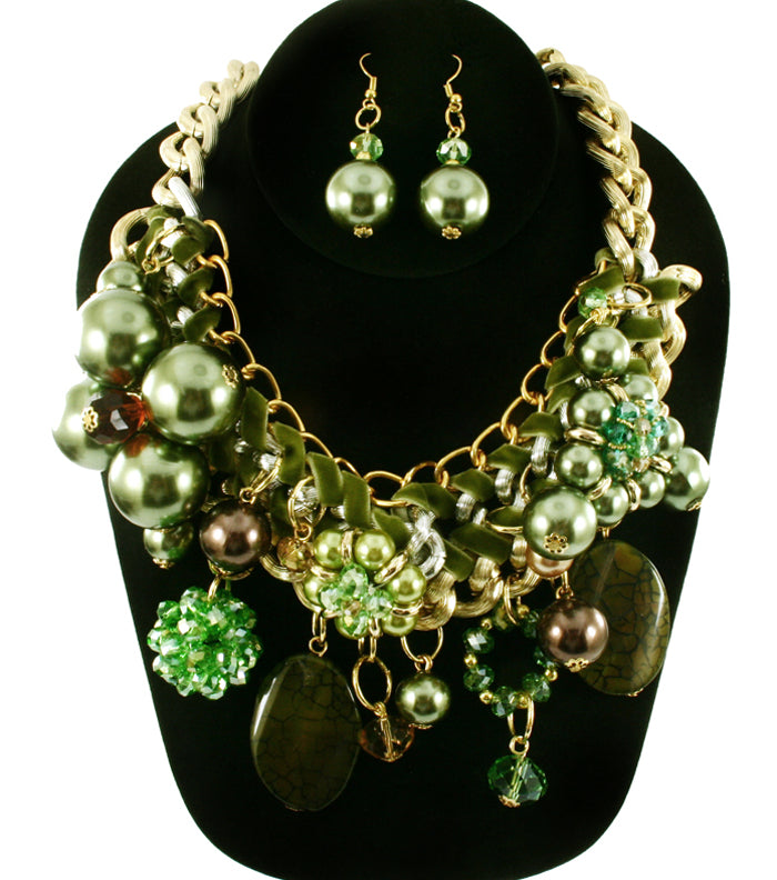 'Zara' Beaded Pearl Necklace and Earring Set - Red