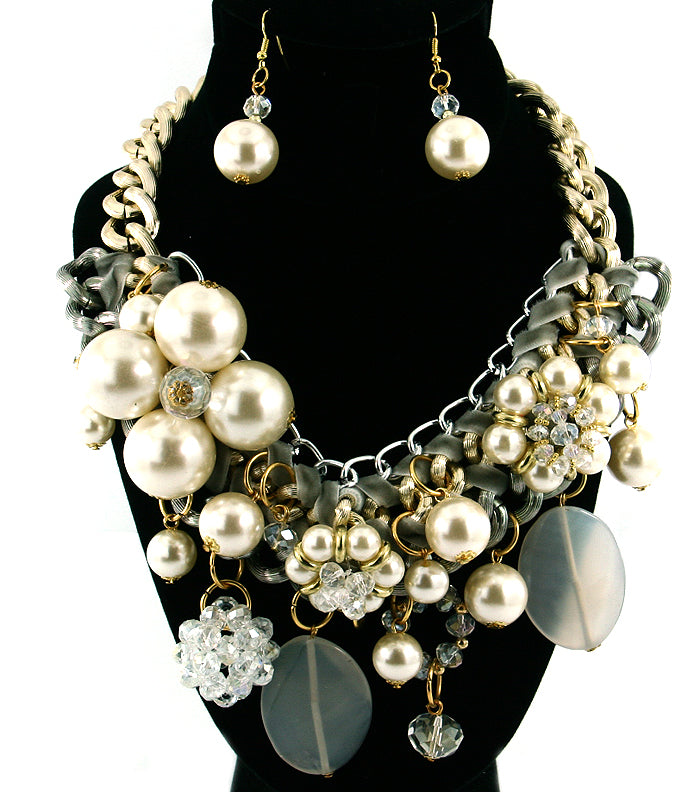 'Zara' Beaded Pearl Necklace and Earring Set - Red