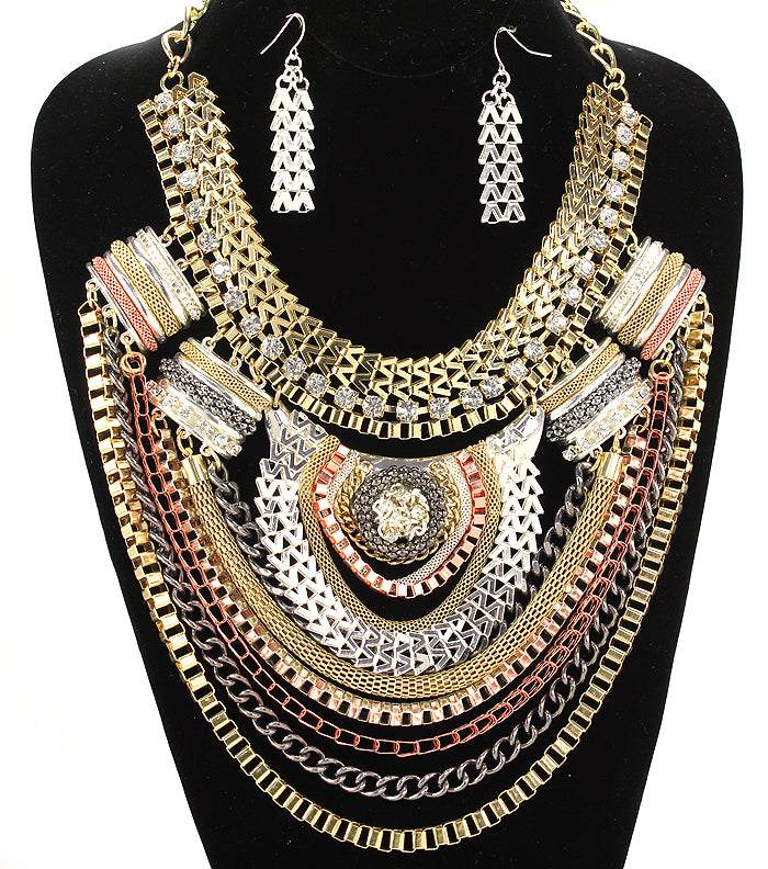 'Nicole'  Short Bib  Necklace